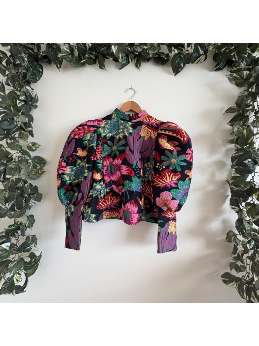 Emily McCarthy Zoe Top Puff Sleeve Blouse Midnight Garden NWT Size S